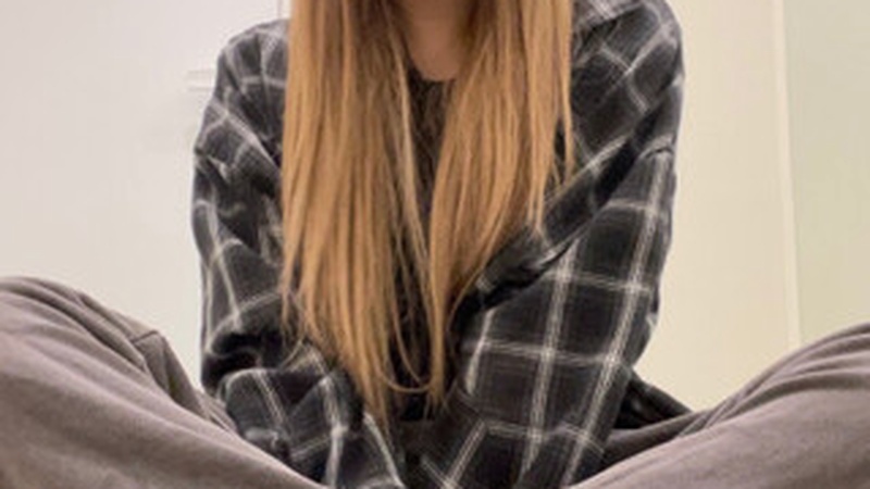 宁艺卓将官宣伊丽莎白雅顿代言，新生代偶像解锁高奢美妆版图