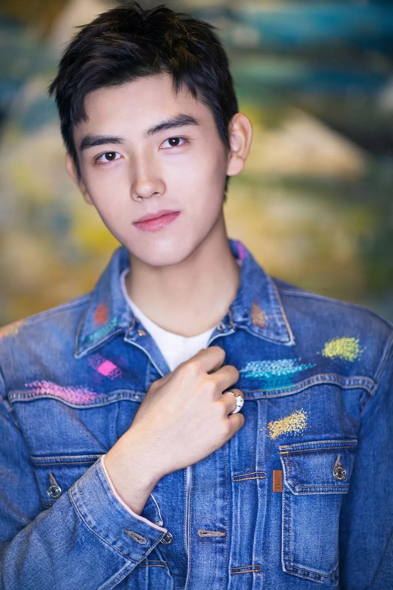 陈飞宇